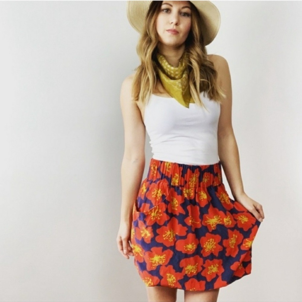 Dolce Vita Floral 100% Silk Bubble Skirt S